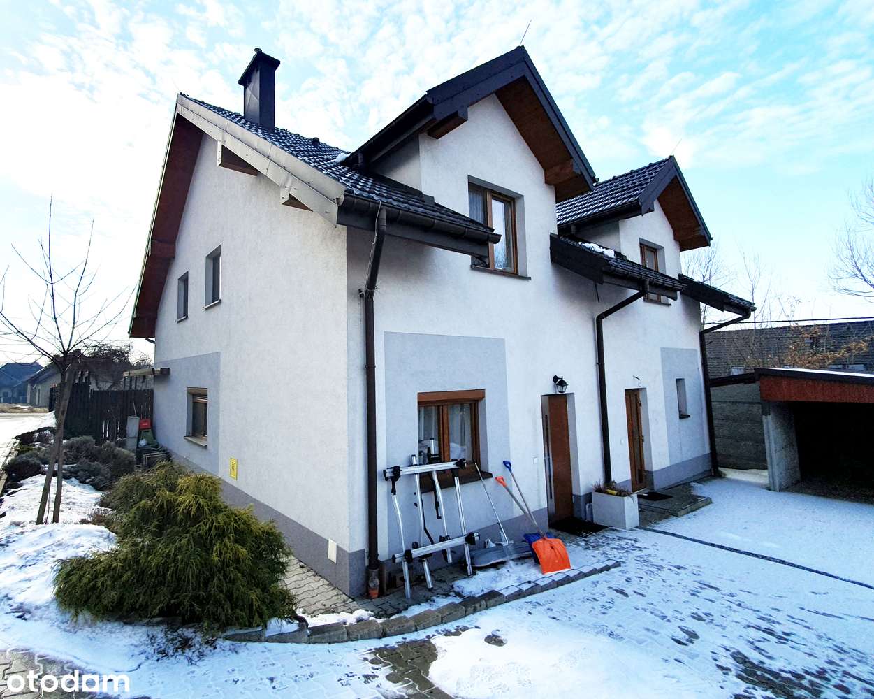 Przytulny dom w Mogilanach: Widok, Cisza i Niskie Koszty! 12 km do KRK-6