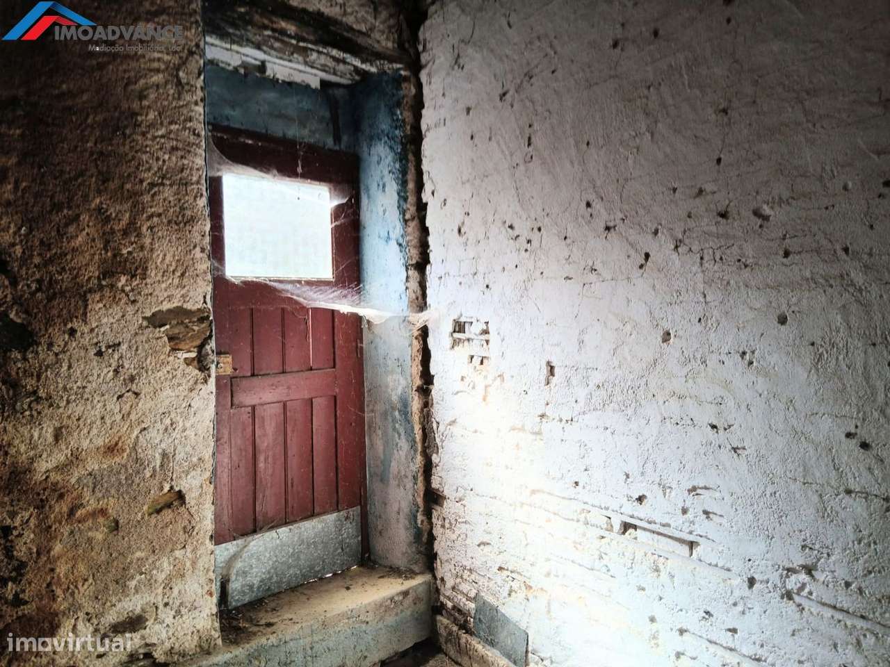 Casa para Recuperar com Terreno e Lagar em Lorvão, Penacova, Coimbra-21