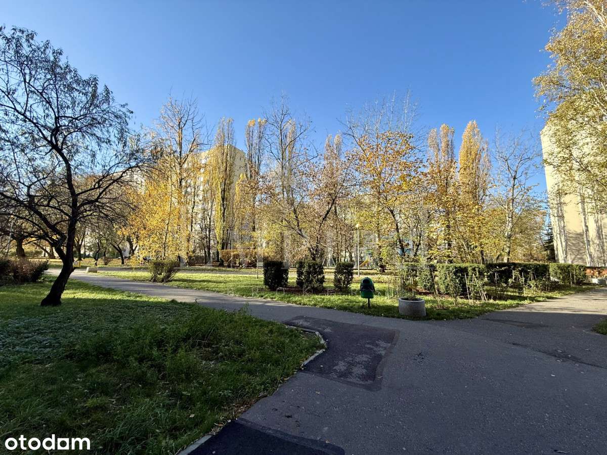 Kawalerka z oddzielną kuchnią i balkonem | Bielany-10