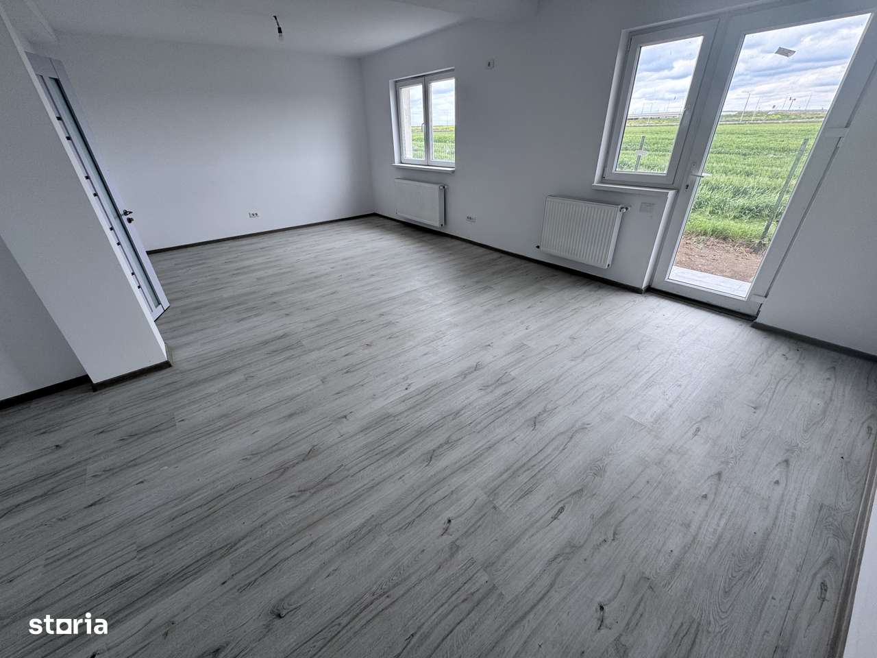 Promotie!Casa P+1+Pod langa Autostrada A0. 4 cam. Util 135mp.Teren 270 - Imagine principală: 3/20