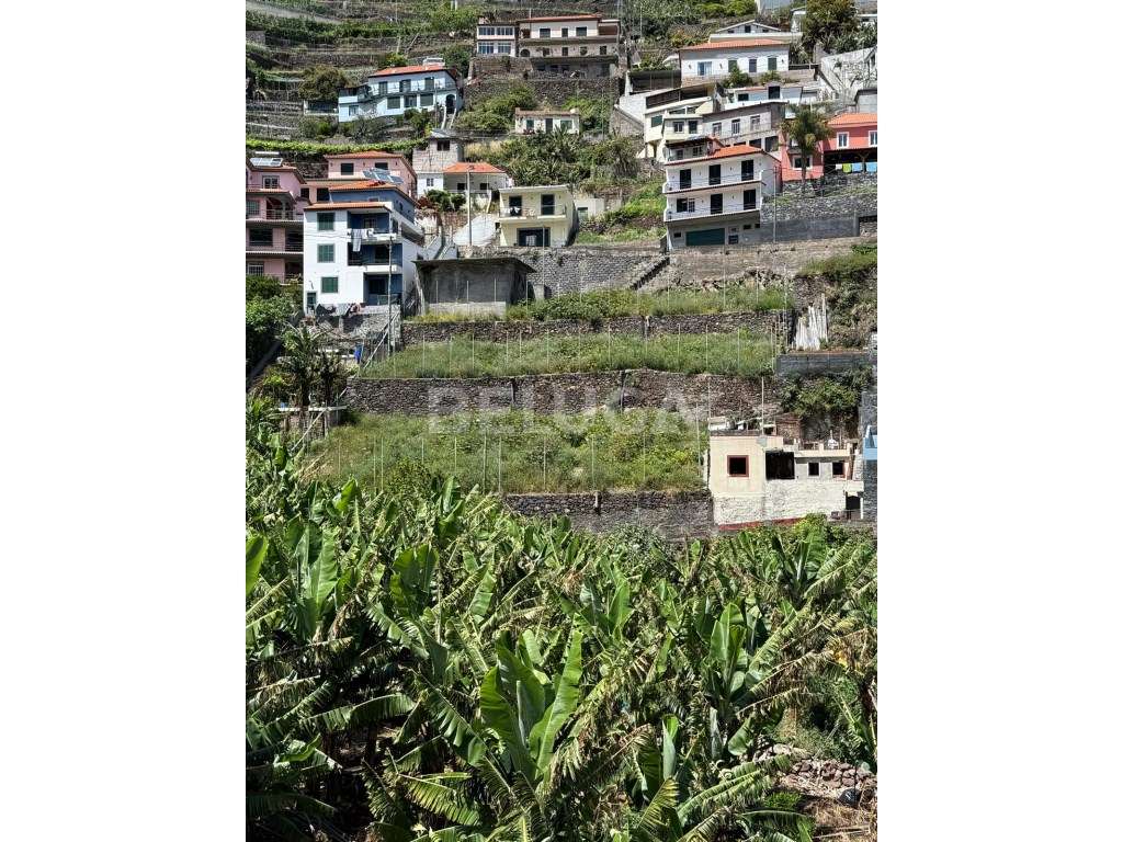 TERRENO COM 2110 m² | CAMINHO DO TERÇO (Cª LOBOS)-41