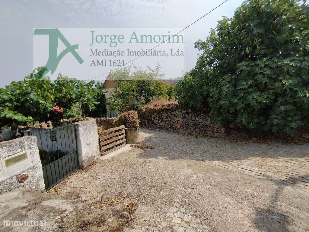 Casa de 2 pisos com terreno de 17400 m2-6