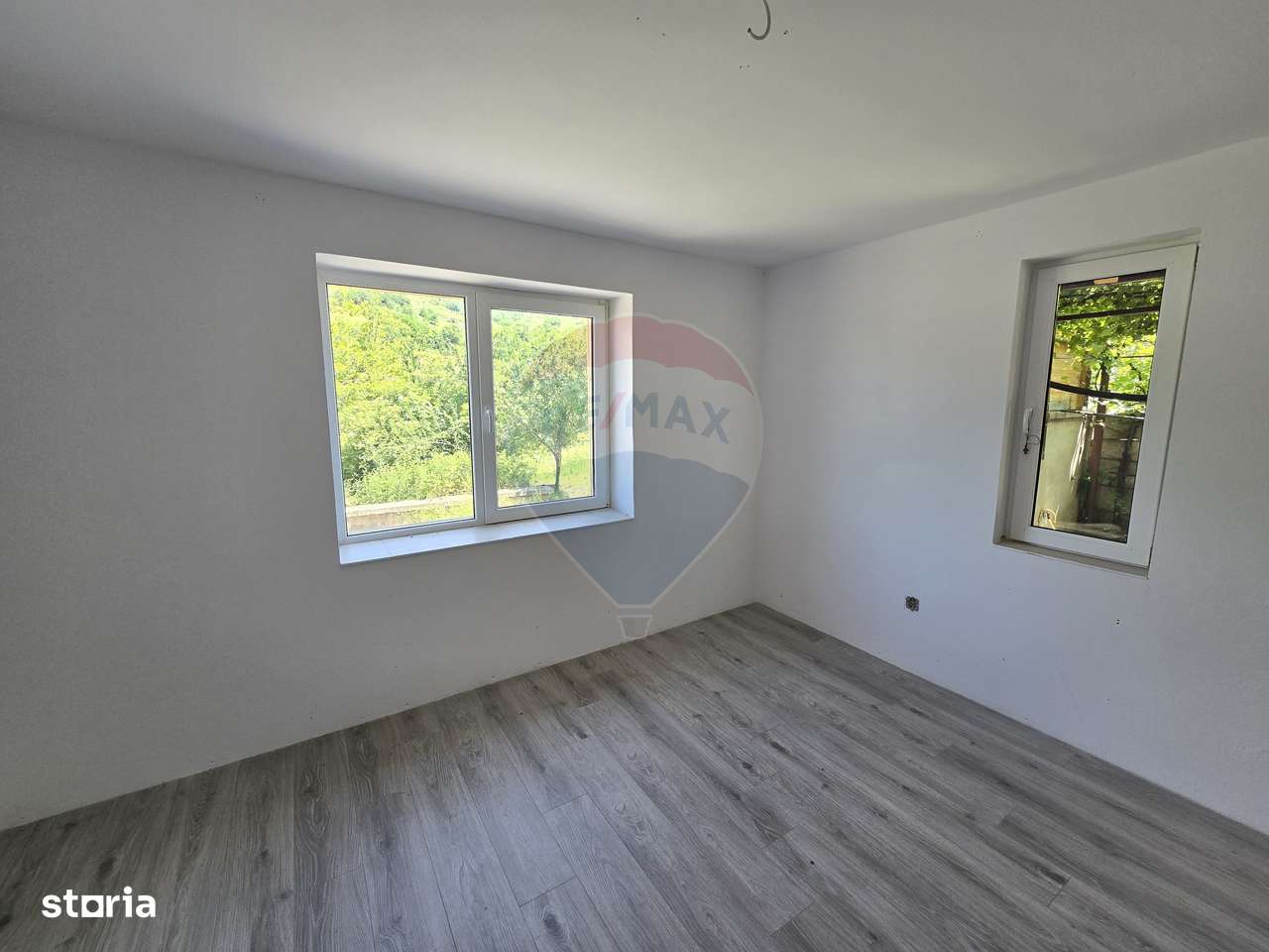 Casa cu gradina si mansarda  Aciliu  la doar 20 km de Sibiu - Imagine principală: 5/19