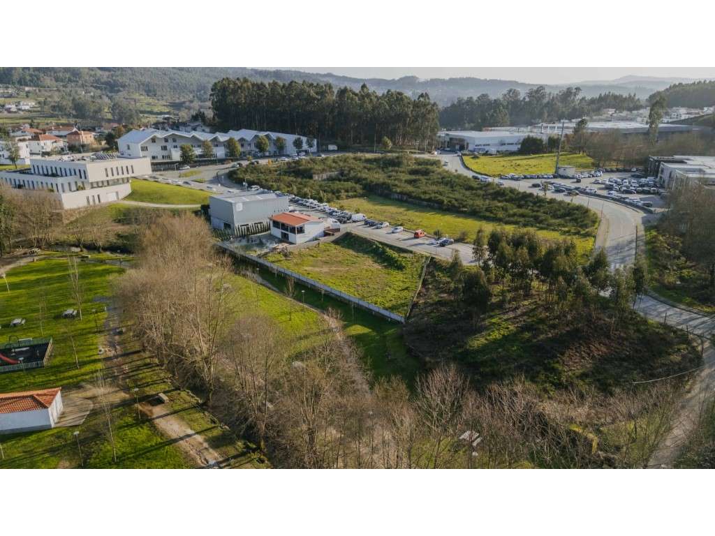 Terreno Junto ao Parque de Cete, Paredes-7