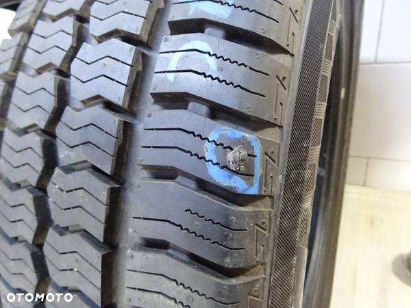 OPONA Yokohama Bluearth-Van All Season 225/55R17 c - 13