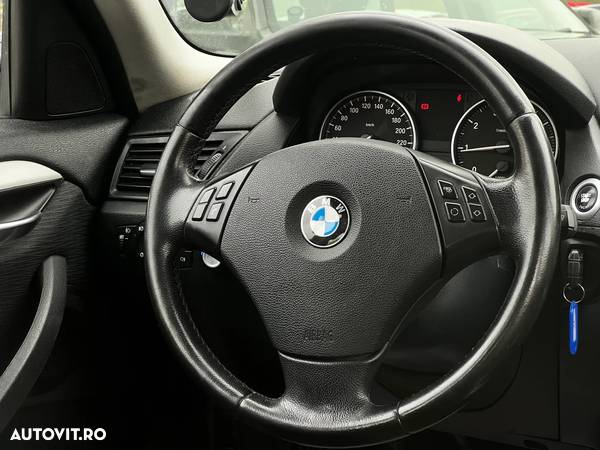 BMW X1 sDrive18i - 10