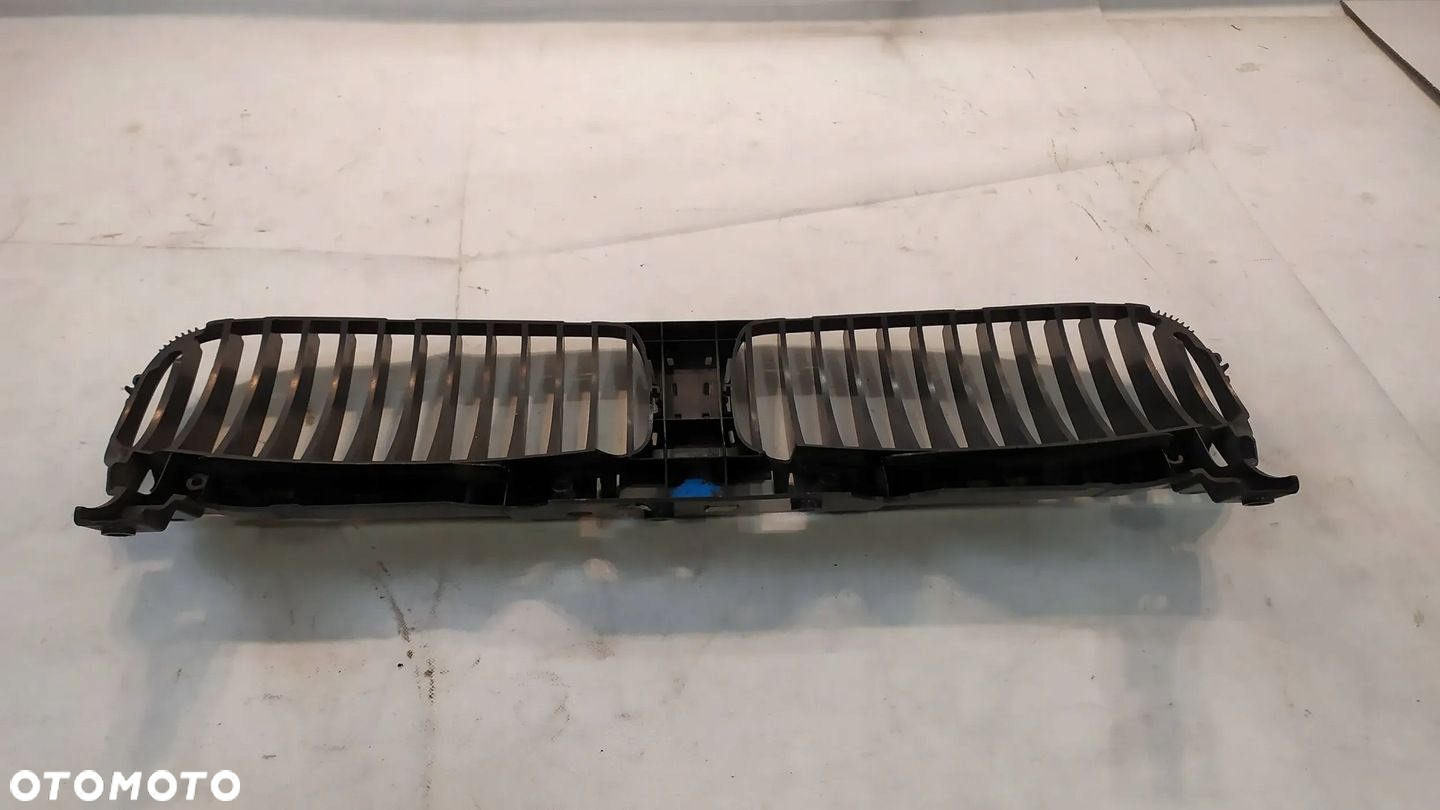 NERKI GRILL ATRAPA CHŁODNICY BMW E65 E66 - 8