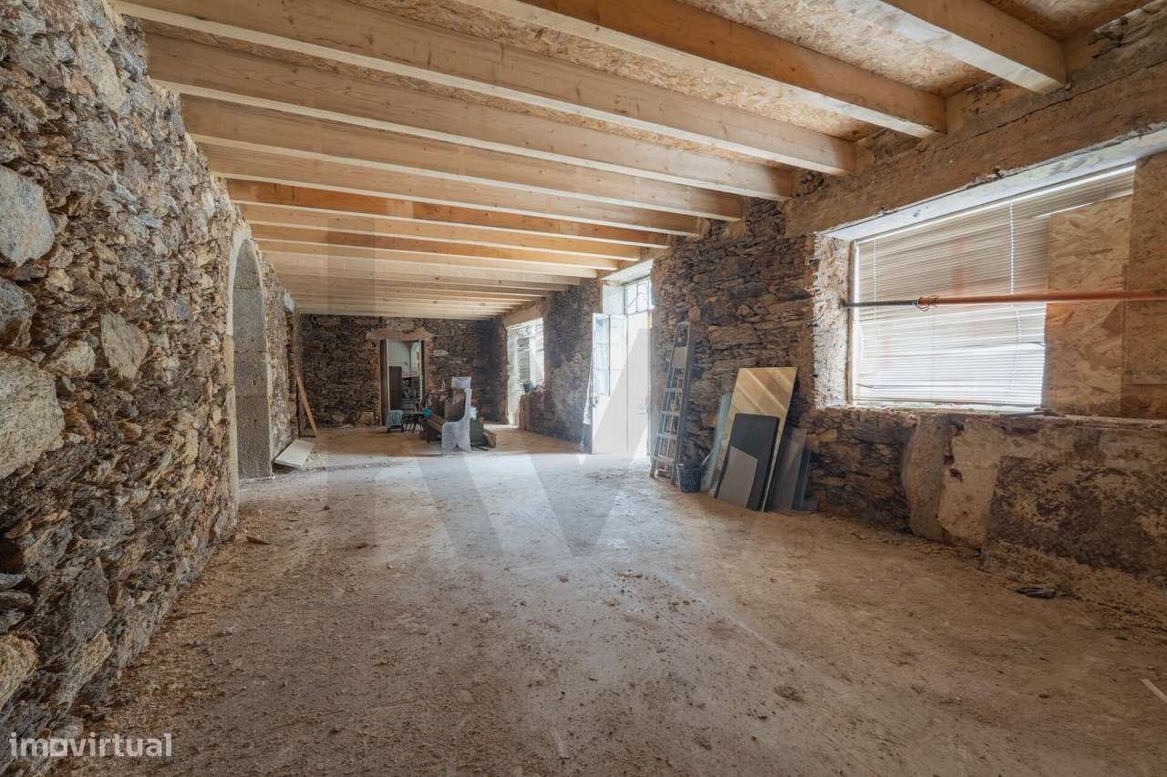 Palacete | Várias frações | PROJETO APROVADO| Vila Cucujães – OAZ!-10