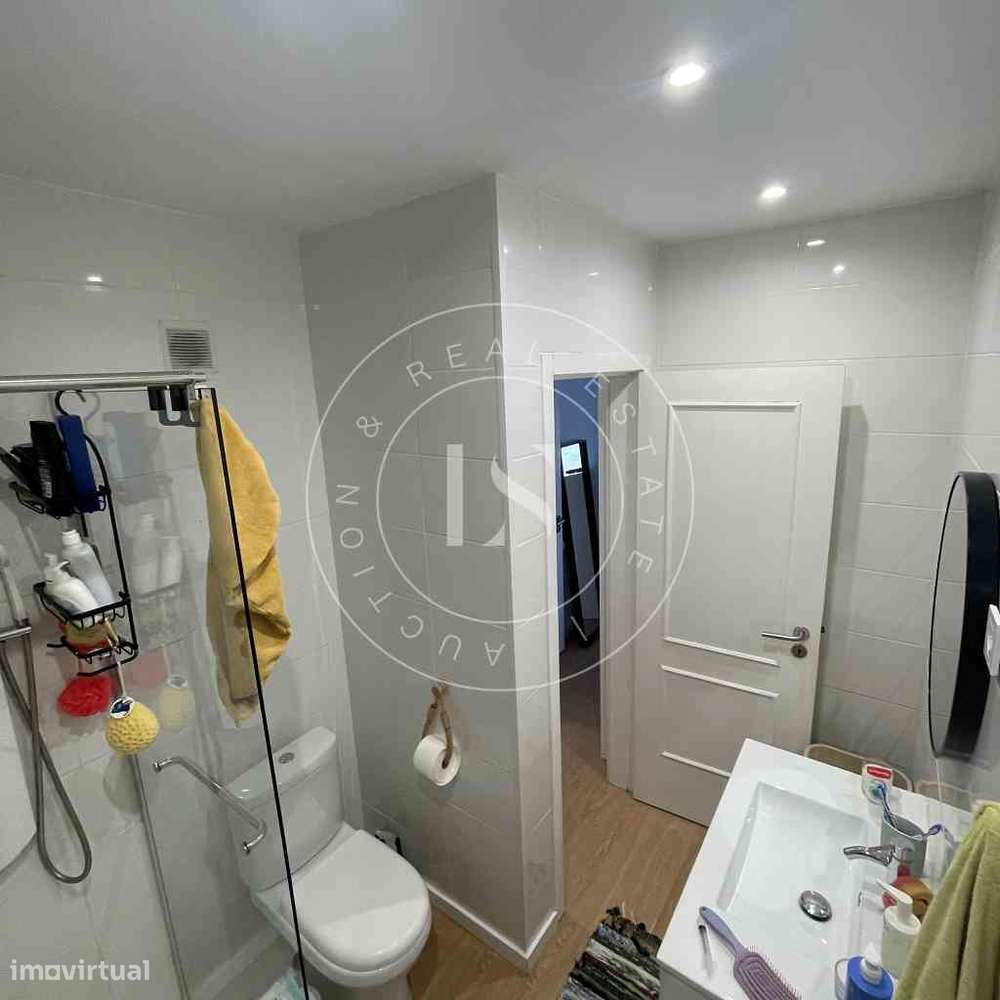 T1+1 Totalmente Remodelado — Urbanização Nortecoope, Cidade da Maia-7