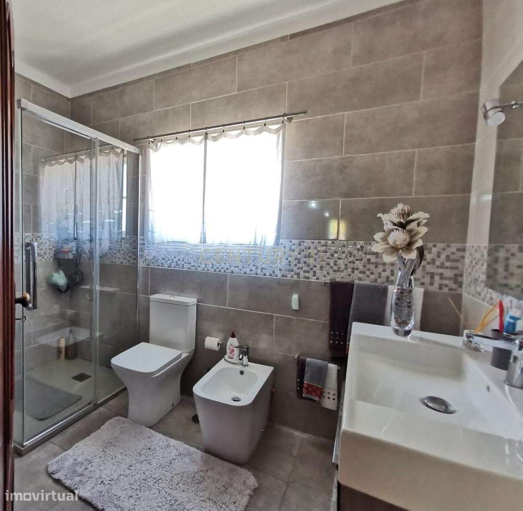 Casa T3 em Couço, Coruche - Oportunidade Única!-15