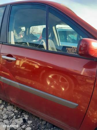 Drzwi przednie prawe Renault Scenic II po lifcie !! KPL. - 1