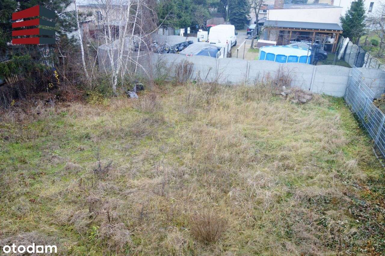 Działka z budynkiem do wyburzenia-3