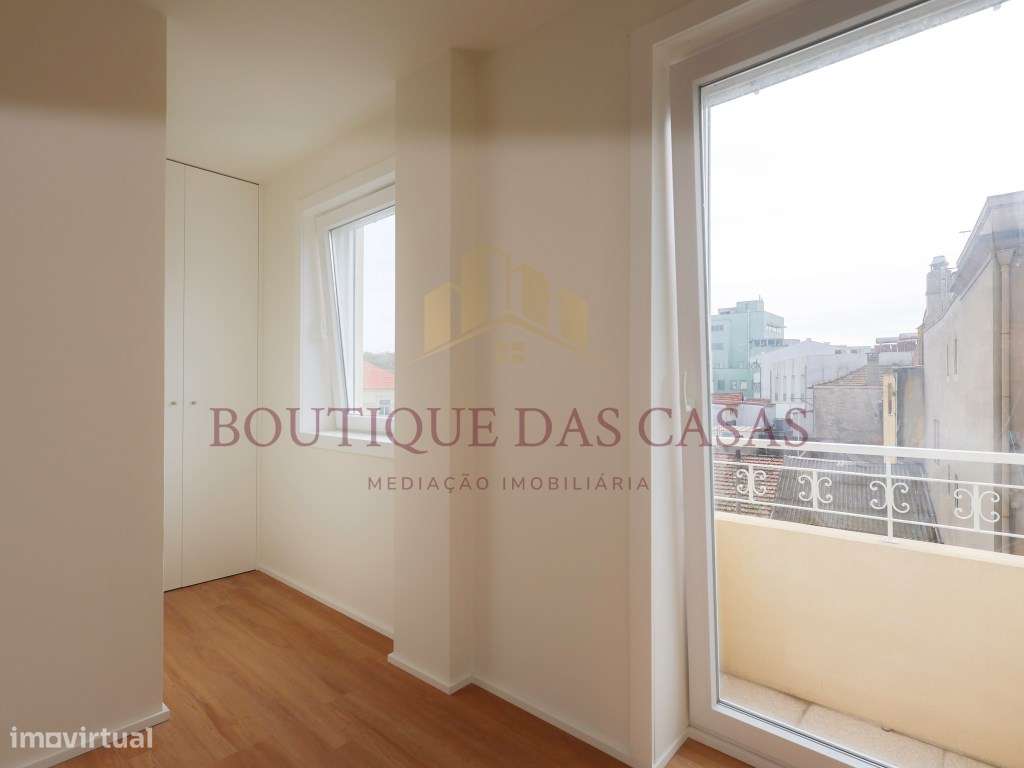 Apartamento T2 Duplex com Varanda em Matosinhos Sul - Grande imagem: 5/20