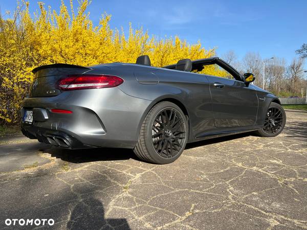 Mercedes-Benz Klasa C AMG 63 Kabriolet - 11