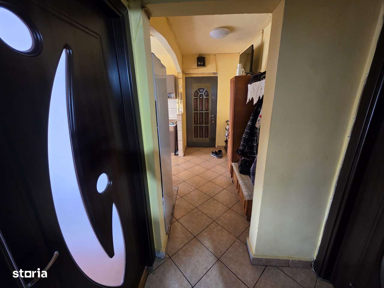 Apartament cu 2 camere cu balcon situat pe str Cutezantei.-8