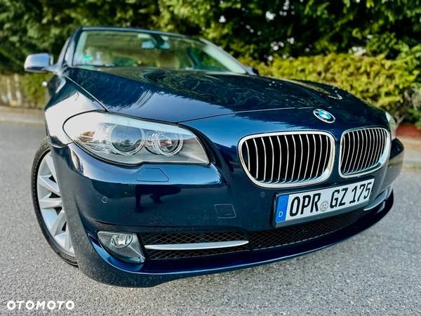 BMW Seria 5 520i Touring Luxury Line - 1