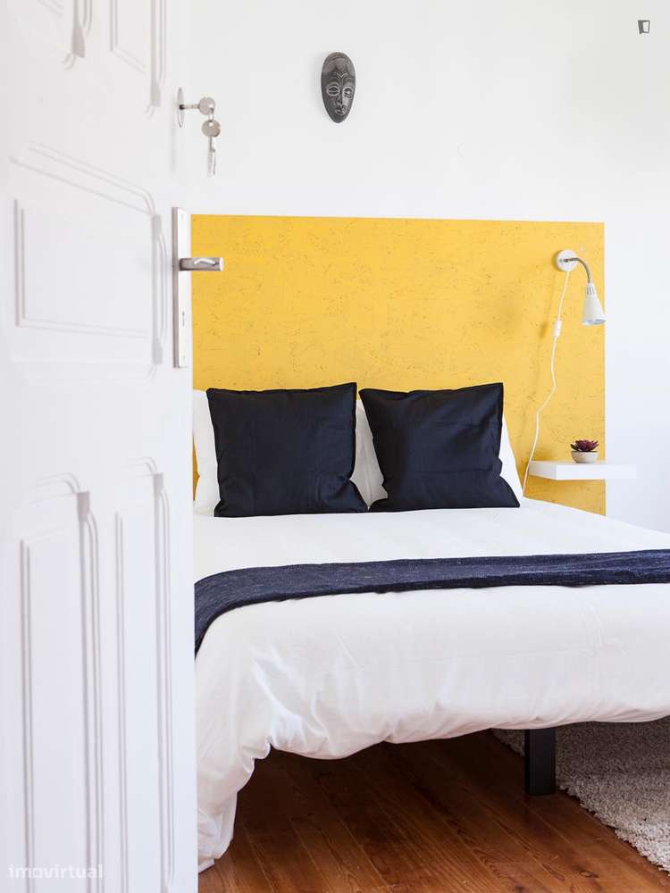 Quarto - localizado em São Sebastião Lisbon - Grande imagem: 2/10