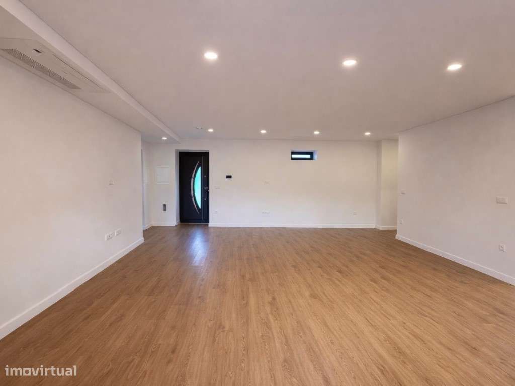 Moradia T3 com Terraço Panorâmico e Jardim-11