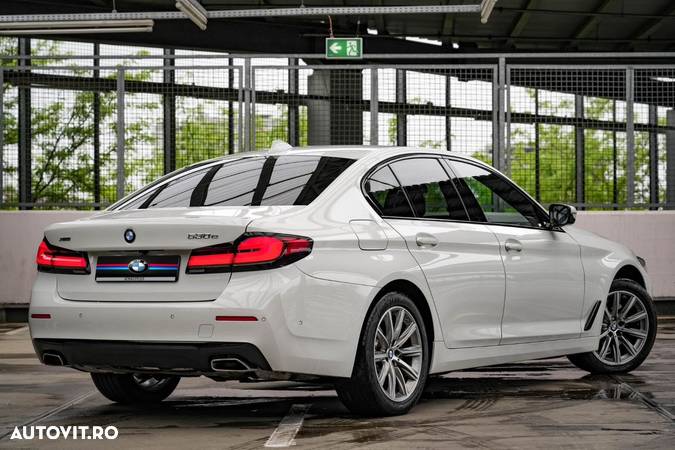 BMW Seria 5 530e xDrive - 4