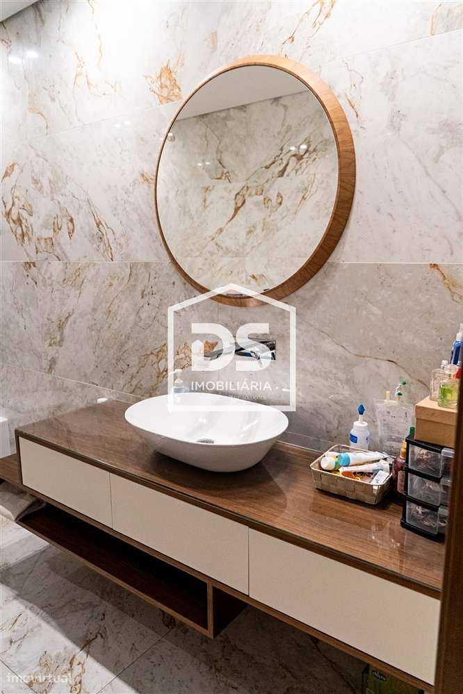 MORADIA DE LUXO T3 + ESCRITORIO - CENTRO DE PAÇOS DE FERREIRA-37