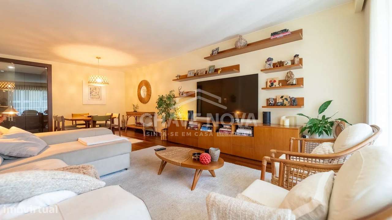 Excelente Apartamento T3, prédio Lake Towers, Vila Nova de Gaia Porto-6