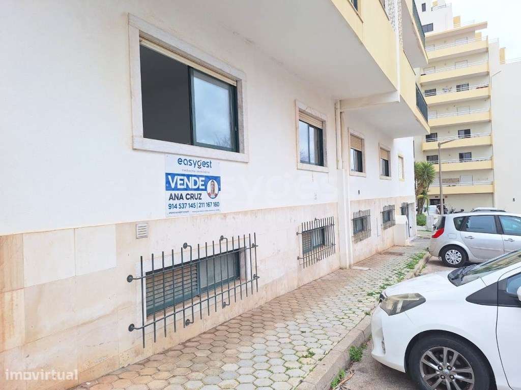 Apartamento T3 com 152 m2, com parqueamento na garagem localizado n... - Grande imagem: 5/25