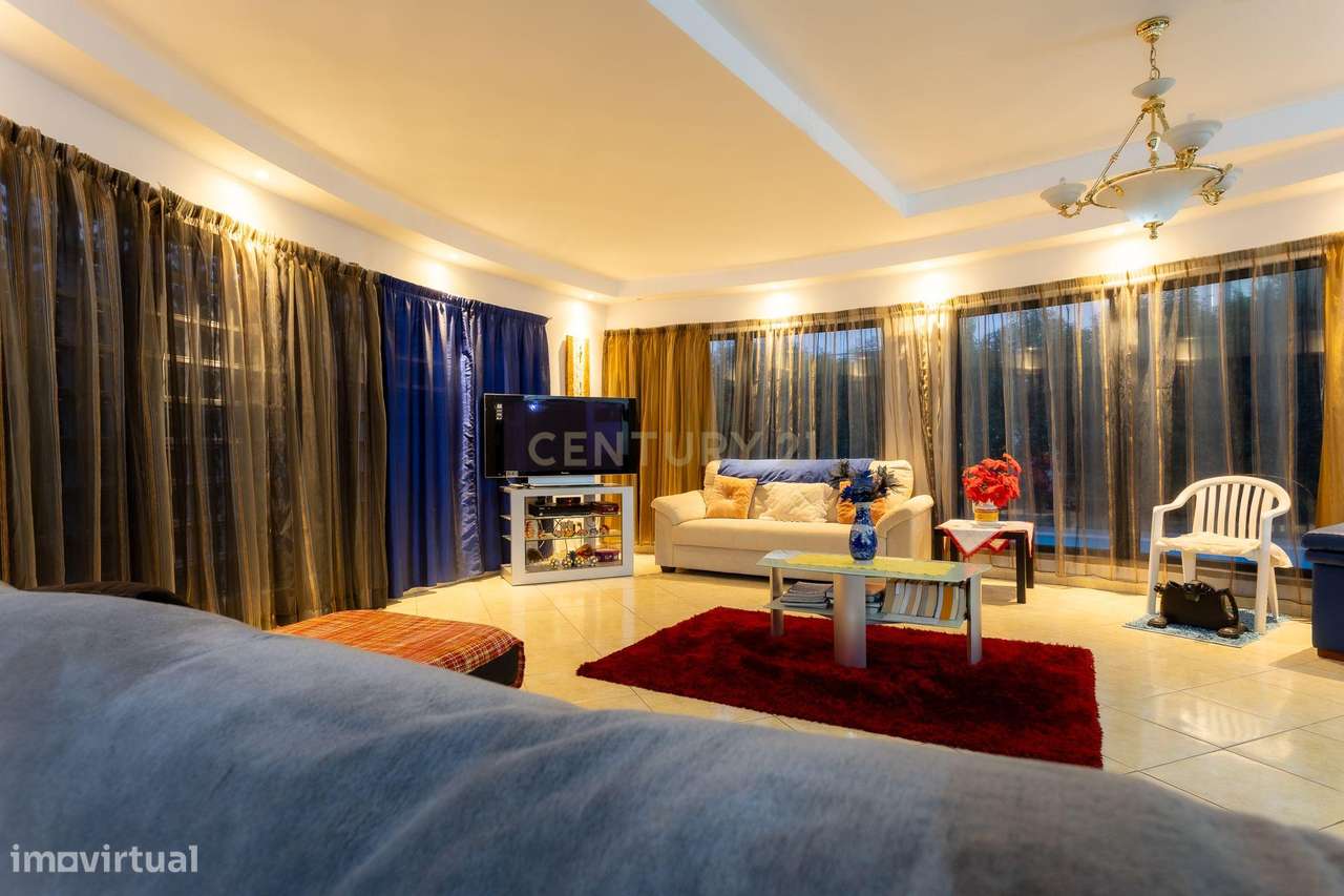 Moradia com Piscina e Jardim - Quinta do Anjo/Palmela-23