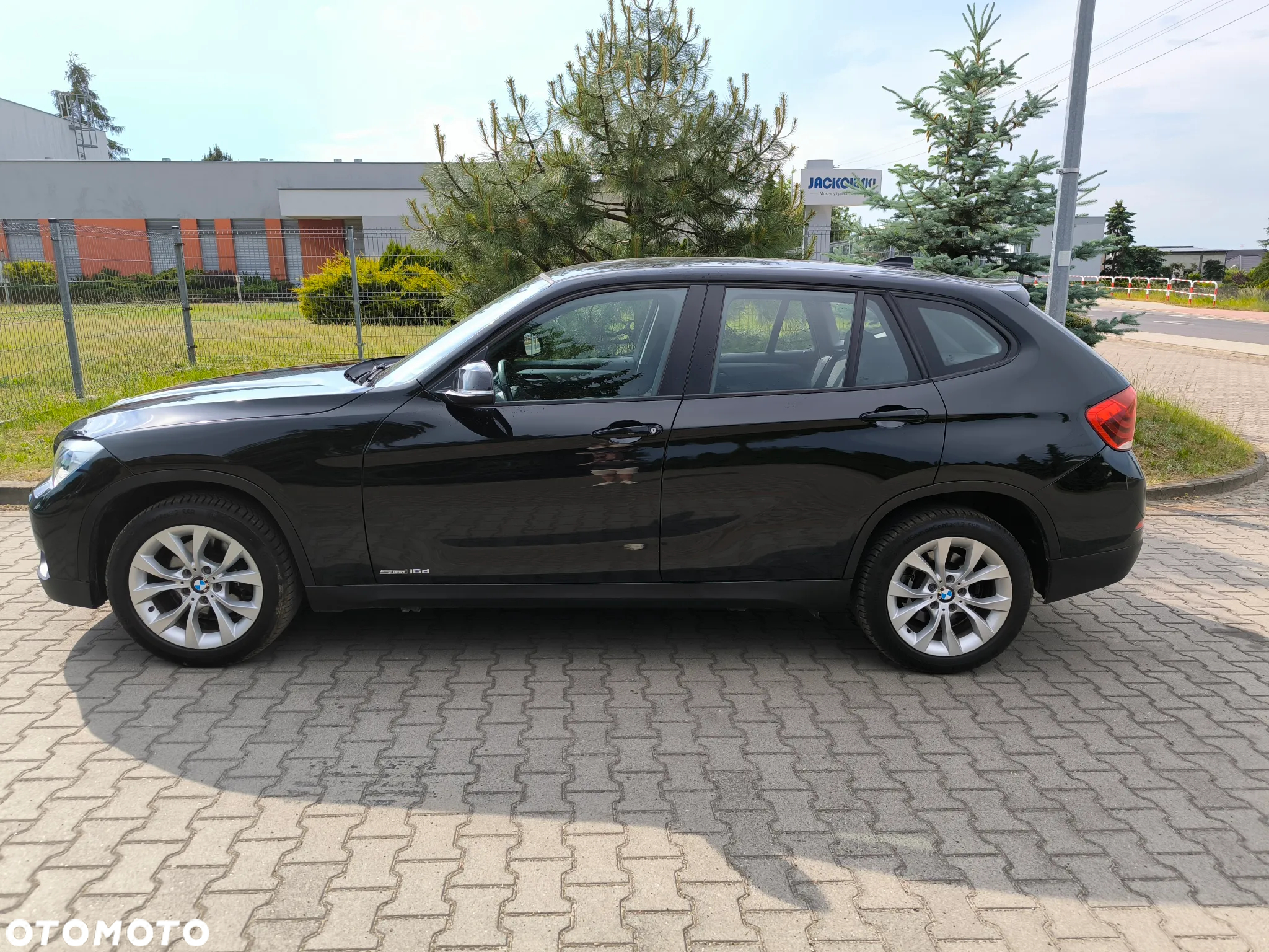 BMW X1 sDrive16d Sport Line - 3