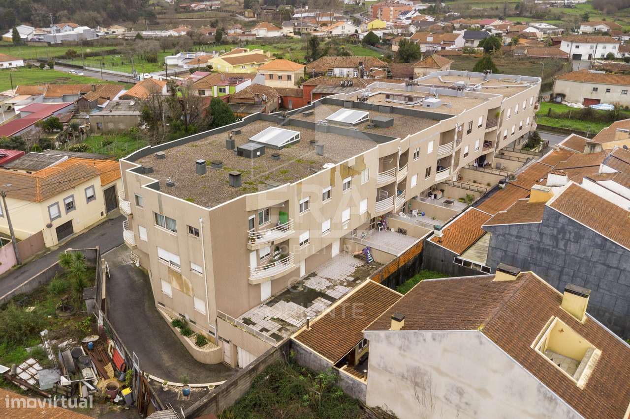 Apartamento T3 com Áreas Generosas em Serzedo-5