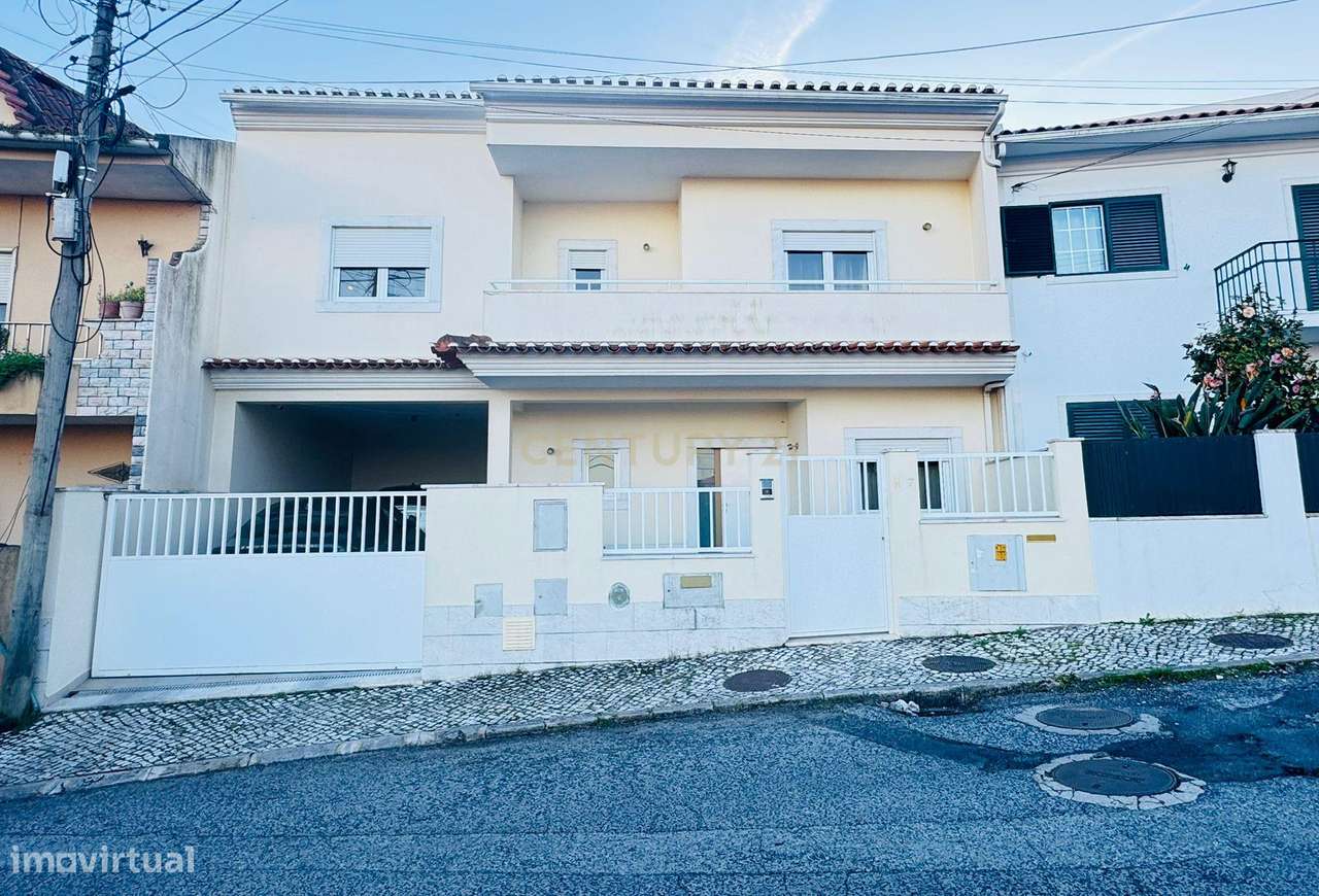 Moradia com piscina V5+2 em Bobadela - Grande imagem: 2/25