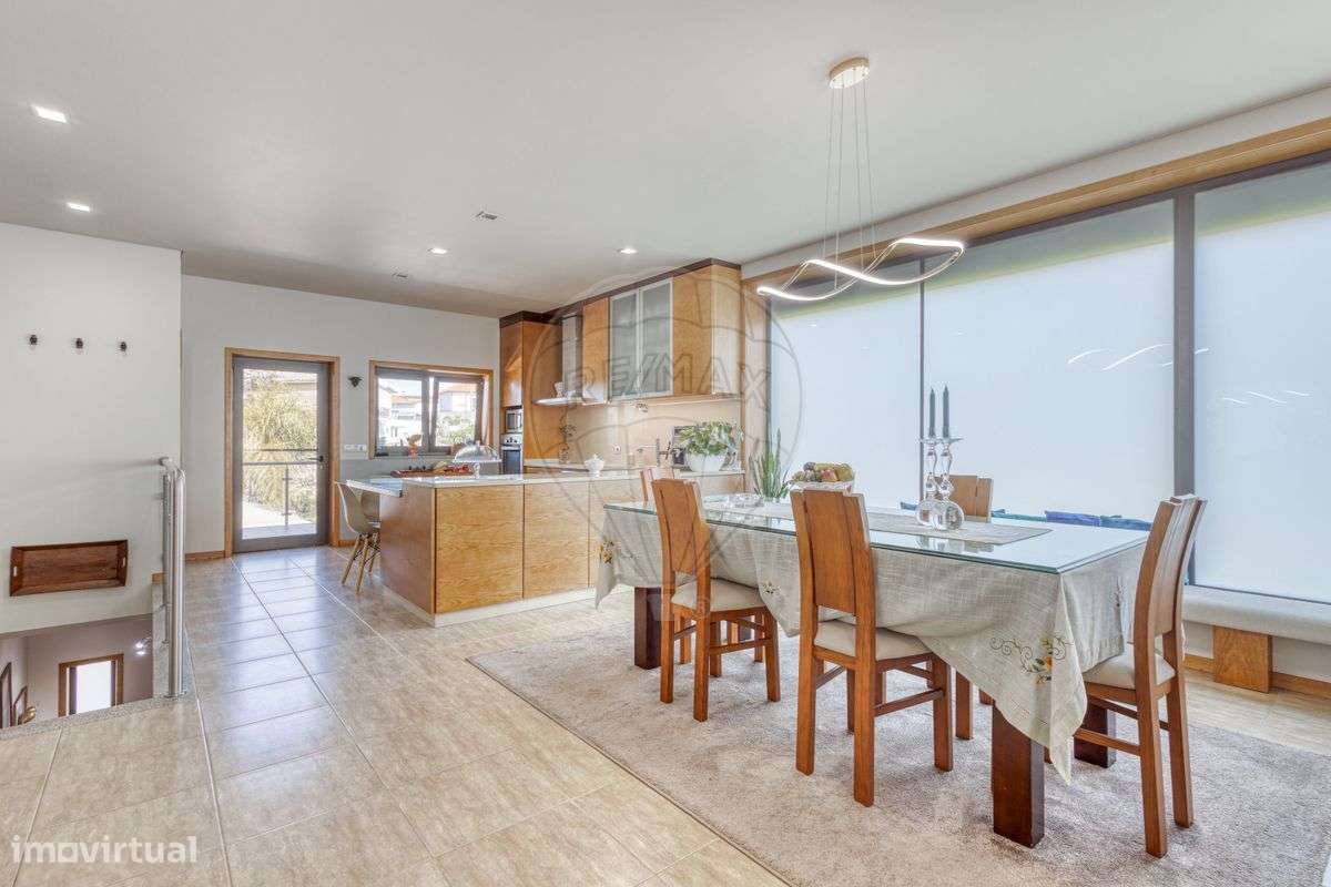 Moradia T4 para venda - Grande imagem: 4/50