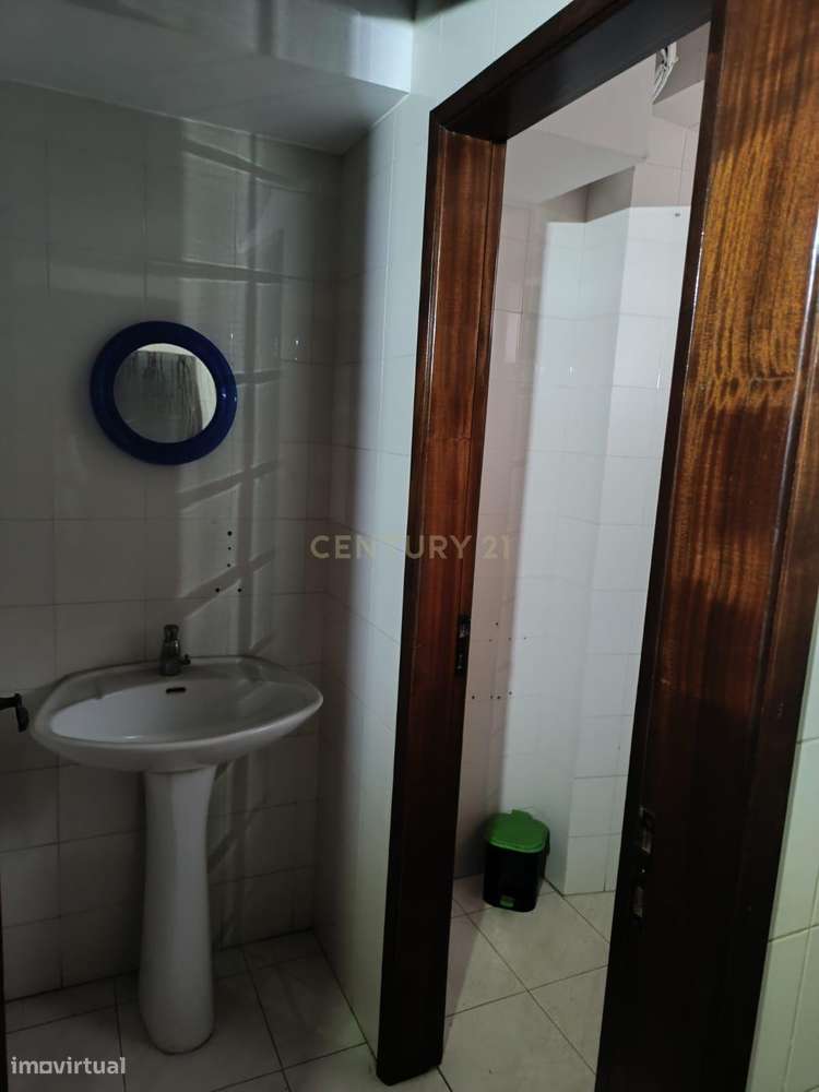 Restaurante Equipado à Venda na Rua dos Sapadores – Graça - Grande imagem: 5/10