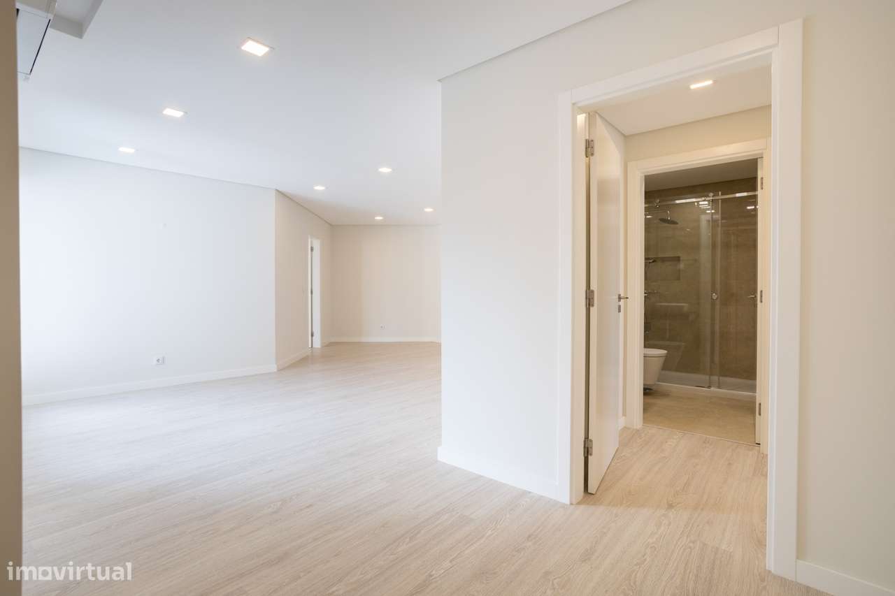 Viva no Coração de Cascais: Deslumbrante Apartamento T2 com Suite, Var - Grande imagem: 5/27