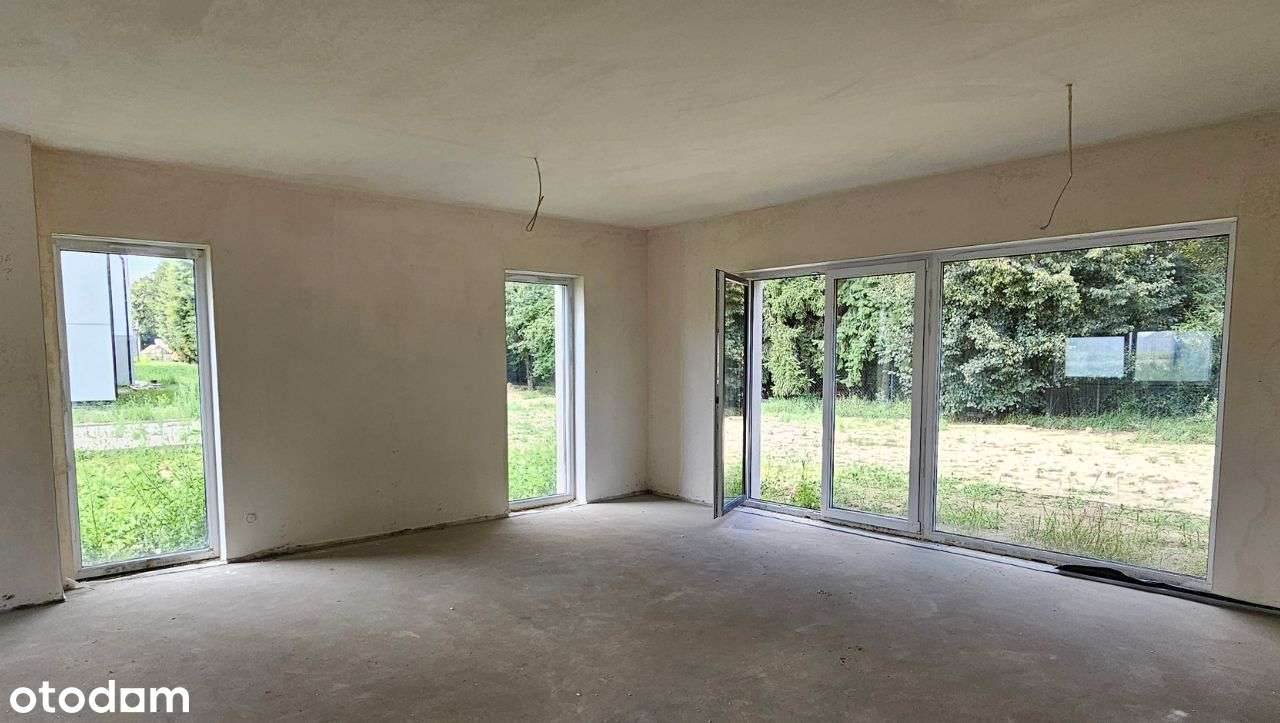 Asymetryczny blizniak z widokiem na las-16