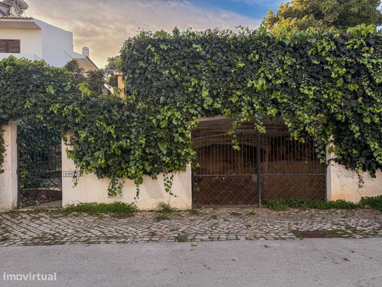 Moradia T3+1 – Urbanização das Rosas, Quelfes | Olhão-44