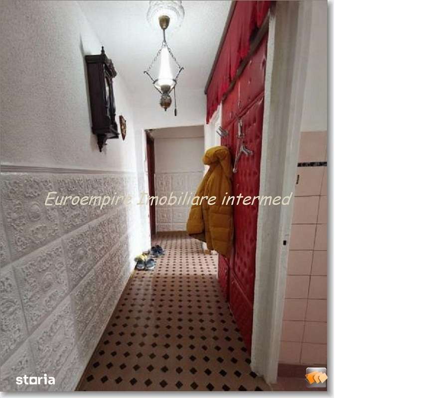 Apartament 3 camere de vanzare zona KM 4-5 - Imagine principală: 4/6