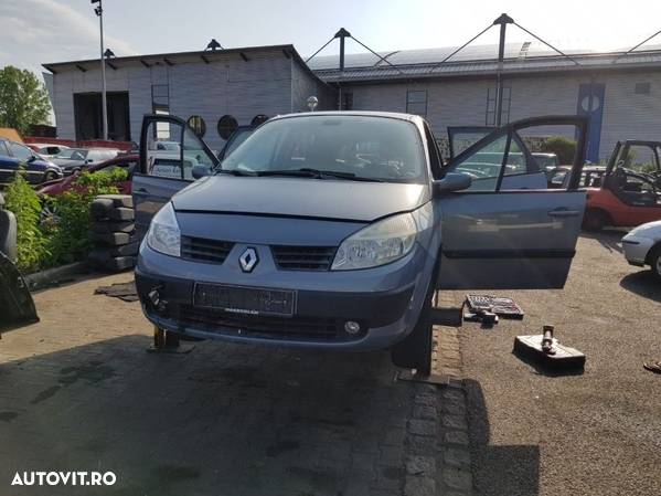 Dezembrez Renault Scenic 2 1.5 Dci Euro 4 106 Cai Volan Stanga Germani - 1