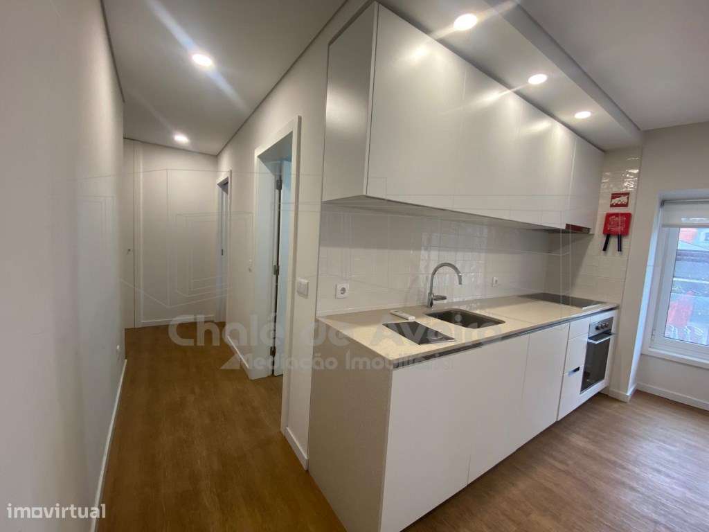 Apartamento T1 ARRENDAMENTO PRAÇA DO PEIXE - AVEIRO - Grande imagem: 4/12