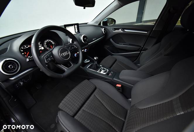 Audi A3 35 TFSI Sport - 4