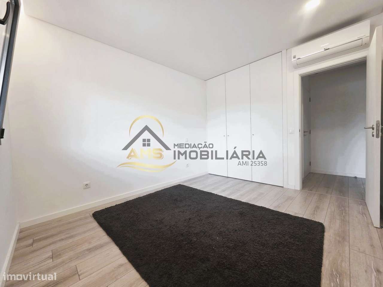 APARTAMENTO T3 COM TERRAÇO DE 186M²-29