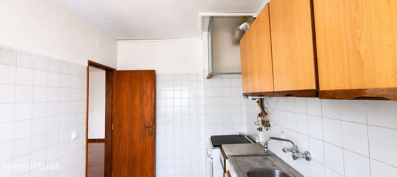 Apartamento T2 Renovado em Cascais-5