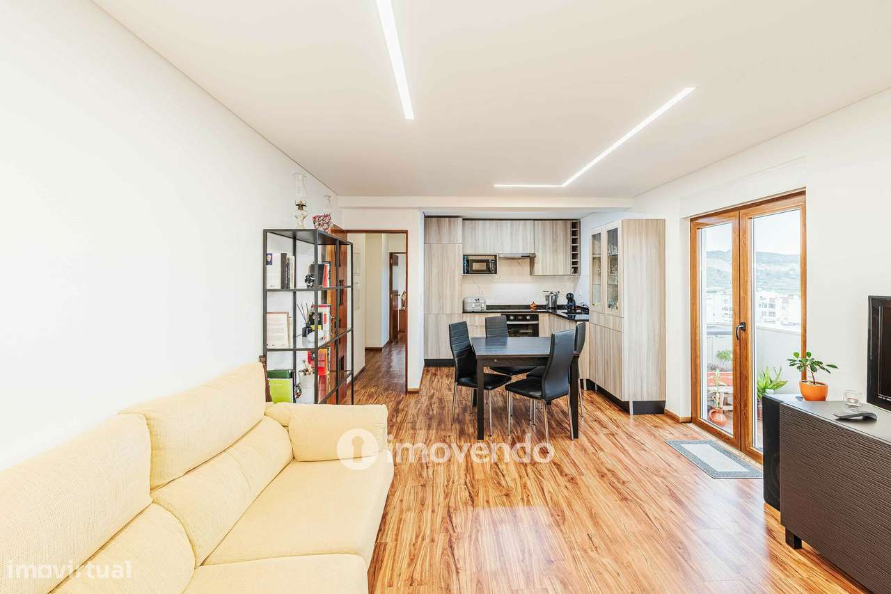 Apartamento T1 mobilado, com vista mar, na Costa da Caparica - Grande imagem: 5/43