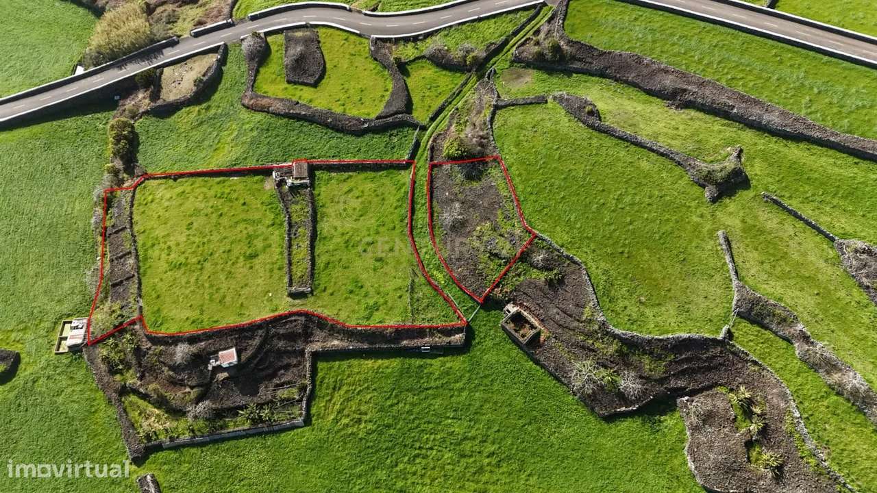 Terreno com Vista Mar e com possibilidade de construir uma adega - Grande imagem: 4/7