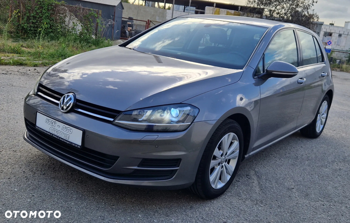 Volkswagen Golf VII 1.2 TSI BMT Comfortline - 4