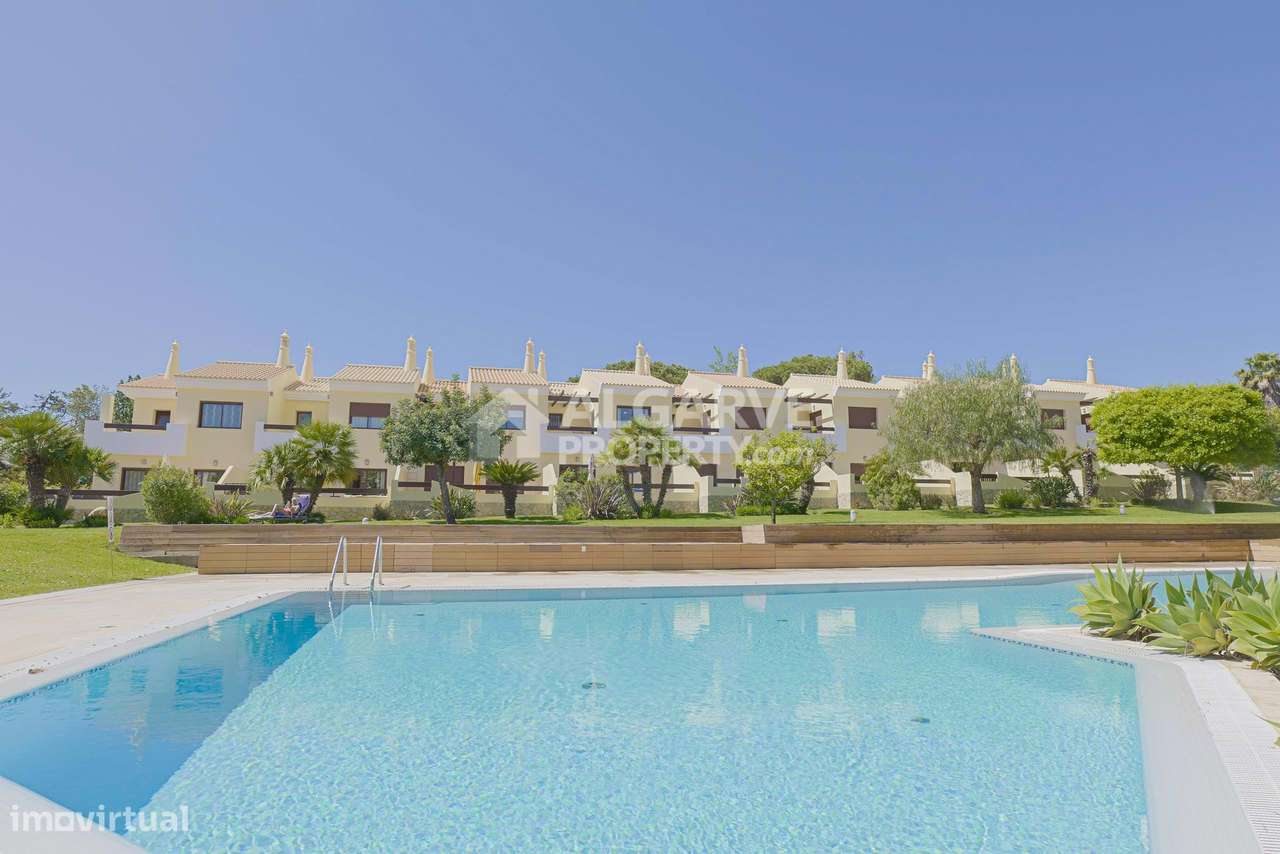 Moradia V3 Junto Ao Campo De Golfe Na Vila Sol Algarve