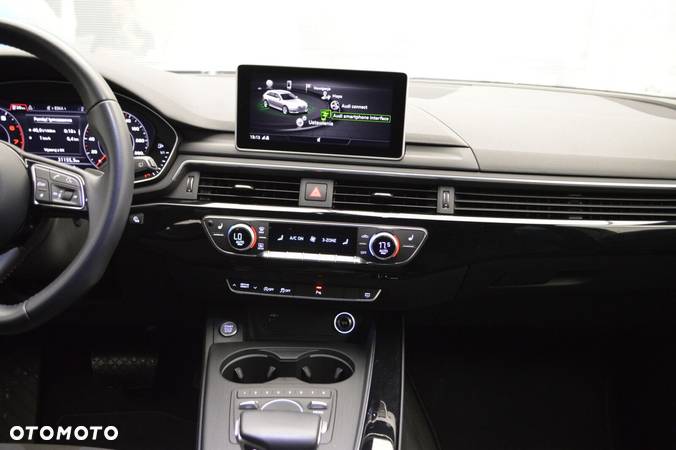 Audi A4 40 TFSI Sport S tronic - 19