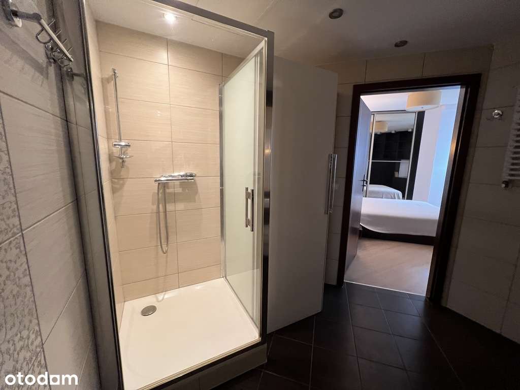 Na sprzedaż apartament w samym Centrum!-12