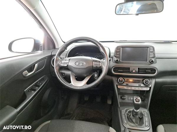 Hyundai KONA - 6