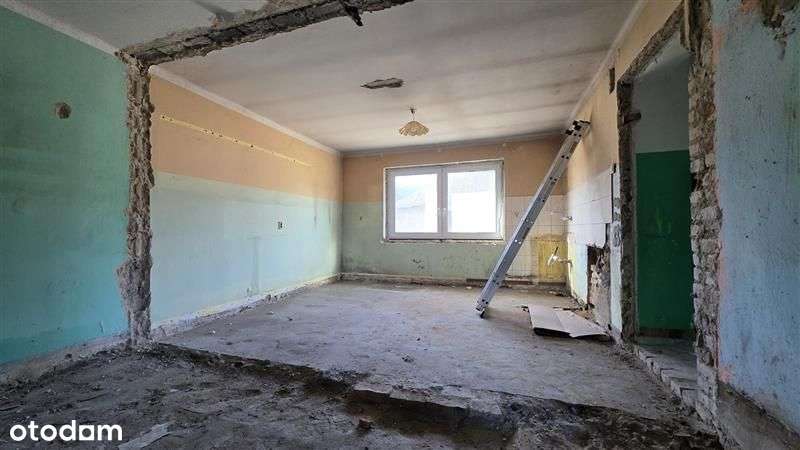 Połowa domu do remontu, duży potencjał.-9