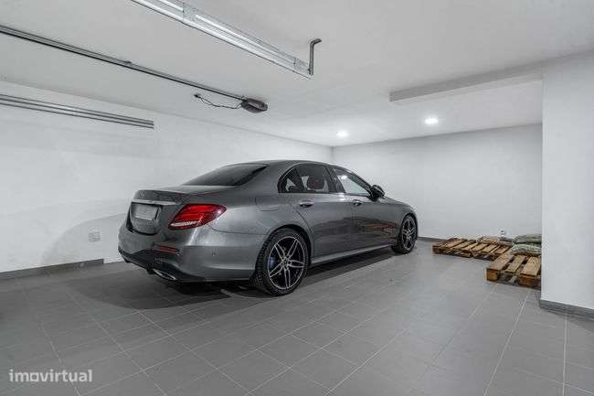 Moradia T4 à venda em Vila Verde - Loureira-22